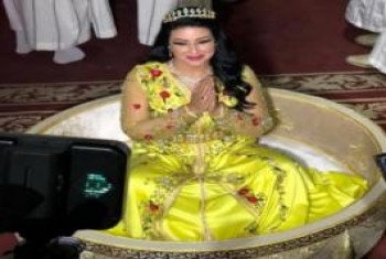 بالفيديو: سمية الخشاب عن الزفة المغربية: كنت عروسة في ليلة زفافها