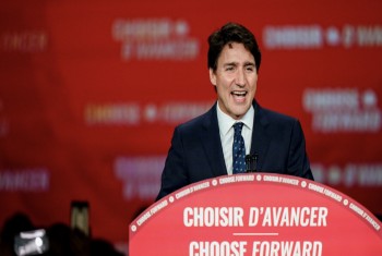 ترودو يعد بعد فوز حزبه في الانتخابات بجعل حياة الكنديين أكثر رفاهية